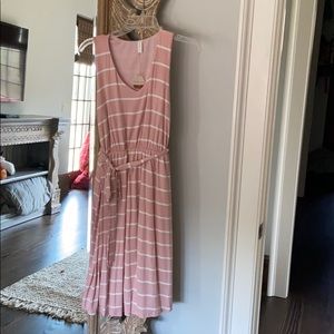 Pink blush maternity dress NWT